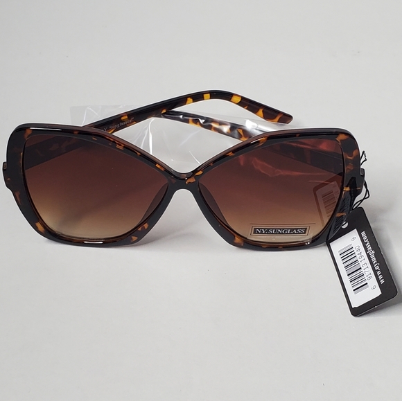 NY Sunglasses - Picture 2 of 9